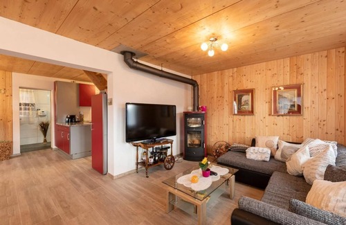 Giswil House | Cozy Holiday House Giswil for Families with Great Amenities