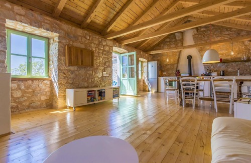 Grizane House | Cozy Grižane Holiday House for 2-6 Guests with Kitchen