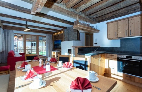 Grossarl House | Cozy Holiday Home in Großarl for Families and Friends