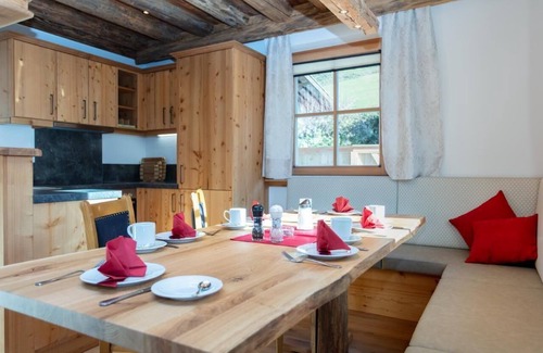 Grossarl House | Cozy Holiday Home in Großarl for Families and Friends