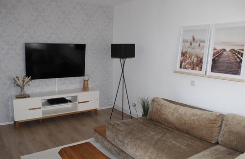 Guestrow House | Cozy Holiday House Güstrow for Families with Breakfast Included