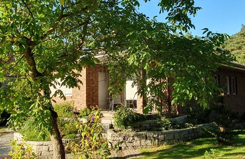 Hennigsdorf House | Cozy Holiday House Hennigsdorf with Kitchen for 4 Guests