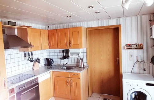 Barkhagen House | Charming Holiday House by the Müritz-Elde Waterway