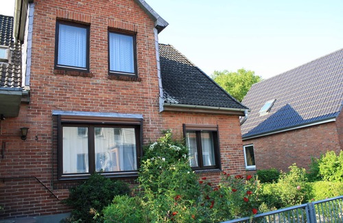 Dannenberg House | Comfortable Holiday House in Wendland-Ostheide with Pool