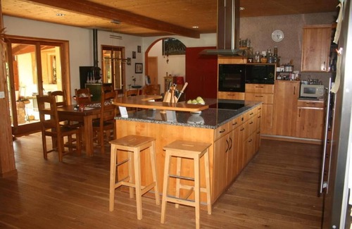 Jaun House | Cozy Holiday House Im Fang for Families with Ocean Views