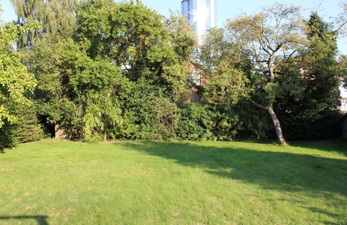 Jever House | Central Jever Holiday House: Pet-Friendly with Breakfast