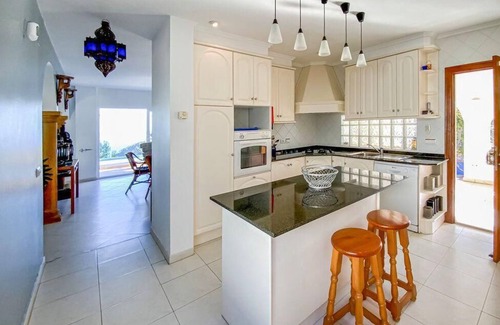 Media Luna House | Ideal Holiday House in Jávea with Pool and Family Amenities