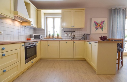 Rakovci House | Spacious Holiday Home Kirmenjak for Families and Friends