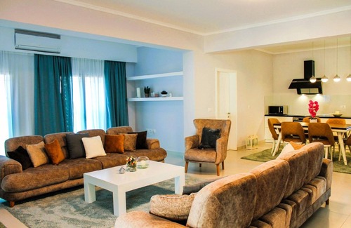 Ksamil House | Spacious Holiday House Ksamil: Ideal for Families and Groups