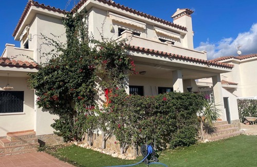 Les Tres Cales House | Holiday house L'Ametlla de Mar for 1 - 6 persons with 3 bedrooms - Holiday home