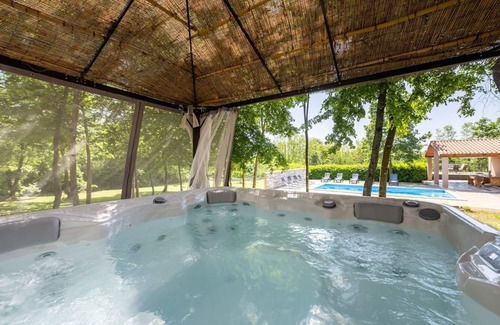 Zupanici House | Family-Friendly Holiday House Labin with Pool & Kitchen
