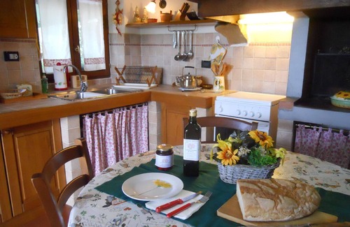Giugnano Other | Tranquil Holiday House in Lamporecchio with Pool & Kitchen