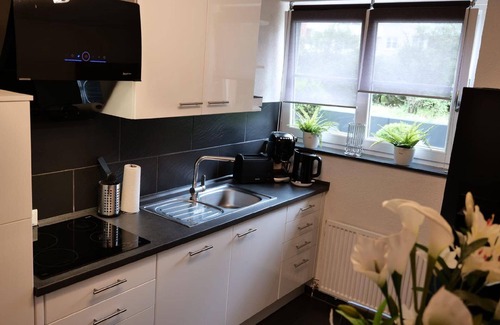Region Hannover District House | Welcoming Holiday House in Langenhagen for Up to 10 Guests