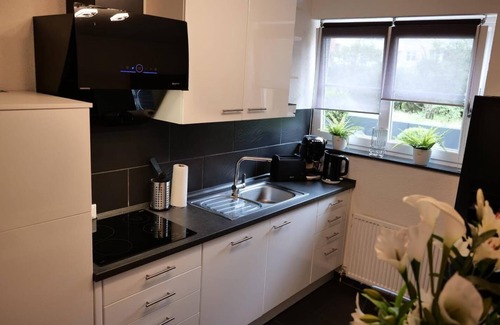 Region Hannover District House | Welcoming Holiday House in Langenhagen for Up to 10 Guests