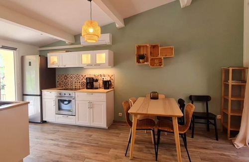 Le Pradet Other | Inviting Holiday House Le Pradet with Private Pool & Kitchen