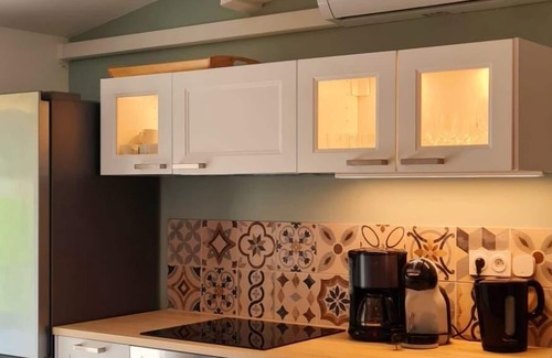 Le Pradet Other | Inviting Holiday House Le Pradet with Private Pool & Kitchen