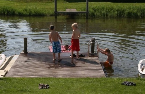 Makkum House | Cozy Twin House Makkum FR: Family-Friendly with Ocean View