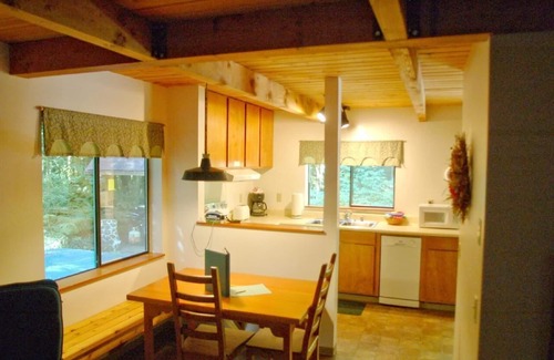 Maple Falls House | Cozy Ferienhaus Maple Falls: Perfect for Families & Pets