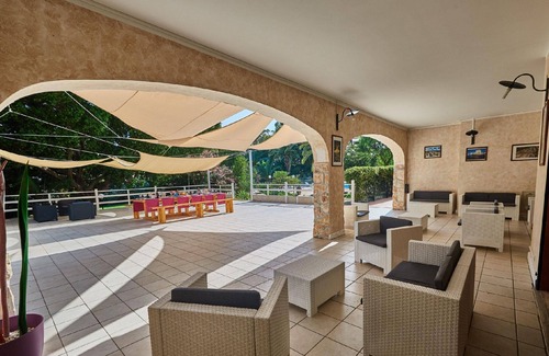 Modica House | Spacious Holiday House Margione: Pool & Family-Friendly
