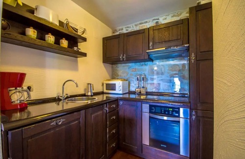 Duboka House | Relax at Holiday House Marija with Pool in Dubrovka