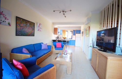 Costa Meloneras House | Cozy Maspalomas Holiday House for 2-5 with Pool & Spa