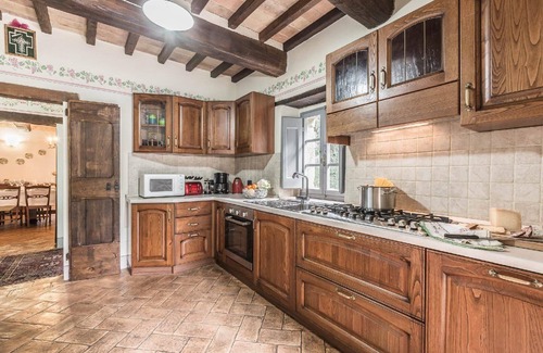 Monterchi House | Spacious Holiday House Monterchi for Family Getaways