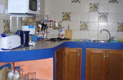 Agustinos House | Cozy Holiday Home Orgiva: Ideal for Couples with Great Amenities