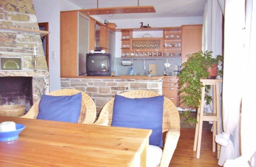 Kazaviti House | Cozy Holiday House Ormos Prinou for Perfect Getaways