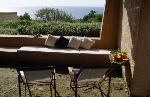 Pantelleria House | Holiday house Pantelleria for 4 persons with 2 bedrooms - Holiday house