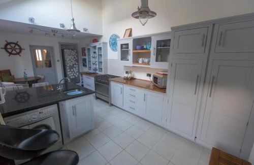 Pembroke Dock House | Pet-Friendly Holiday House in Pembroke Dock - Guests Love It!