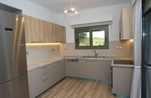 Agios Vasileios House | Spacious Holiday House Plakias for Groups with Kitchen Access