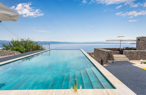 Opatija House | Family-Friendly Holiday House Poljane with Private Pool