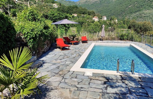 Tavole House | Relaxing Holiday House Prela: 3 Bedrooms & Pool Access
