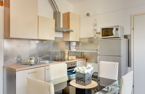 Liznjan House | Cozy Holiday House in Pula with Private Pool & Kitchen