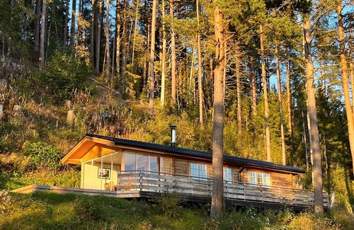 Solleftea Municipality House | Cozy Holiday House Resele for 1-4 Guests with Kitchen
