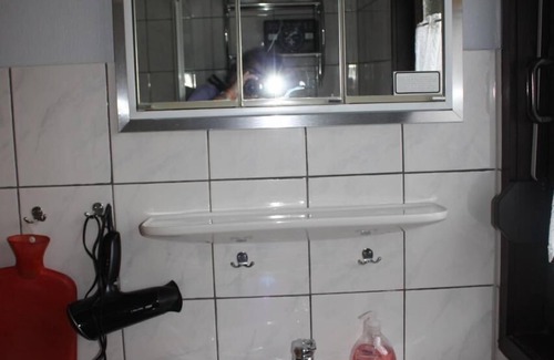 Machtlos House | Cozy Holiday House Ronshausen - Perfect for Couples & Pets