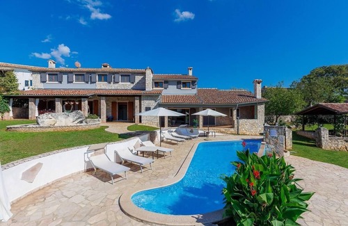 Sveta Nedelja House | Ideal Holiday House Rzisce: Perfect for Groups & Families