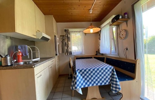 Tscheppach House | Cozy Holiday House Sarnen for Two with Breakfast & Pets
