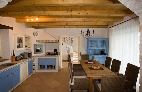 Buzet House | Spacious Holiday House Sovinjak with Pool & Ocean View
