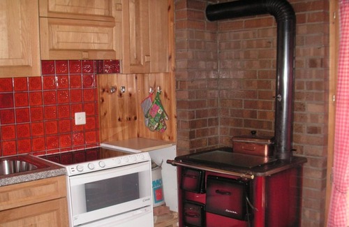 St. Niklaus Ski Chalet | Perfect Getaway: Holiday House St. Niklaus for 4 Guests