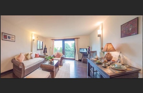 Taling Ngam House | Spacious Holiday House Taling Ngam for Up to 15 Guests