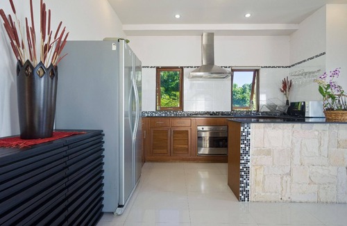Na Thon House | Inviting Holiday House Taling Ngam for Up to 8 Guests