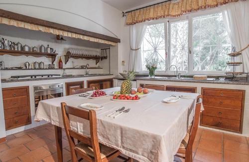 Ugento House | Inviting Holiday House Ugento: Ideal for Groups & Families