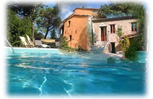 Urbino Cottage | Spacious Holiday House Urbino for 16 with Pool & Ocean View