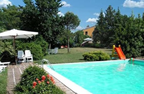 Urbino House | Spacious Holiday House in Urbino for Up to 20 Guests
