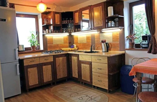 Saliste House | Discover Vale Holiday House: Perfect for Families & Pets