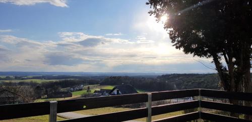 Tisina House | Inviting Holiday House VilAna with Hot Tub & Family Amenities