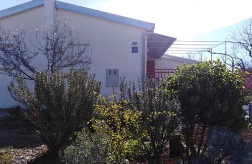 Srijane House | Welcoming Holiday House with Kitchen in Srijane, Zagora