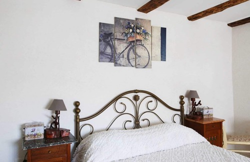 Lika-Senj House | Pet-Friendly Holiday House with Kitchen in Žuta Lokva