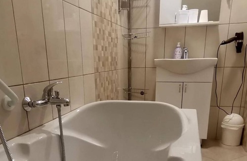 Kraljevec Sesvetski House | Cozy Holiday House with Spa and Parking in Zagreb